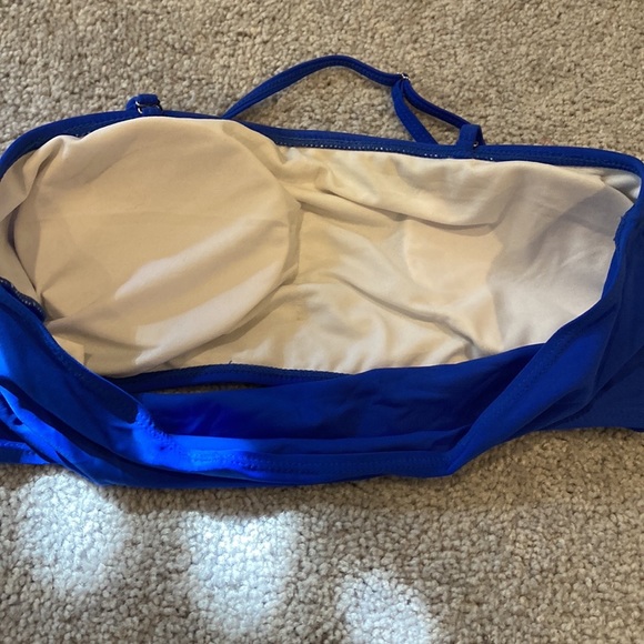 Bright Blue Halter Bikini Top Size Large - Picture 5 of 5